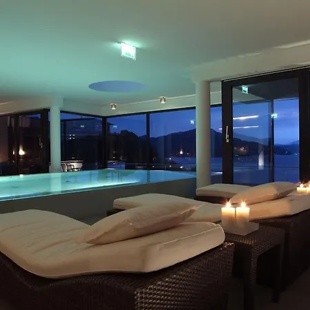 Aenea Private Hotel 4*
