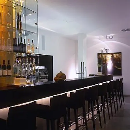 Aenea Private Hotel